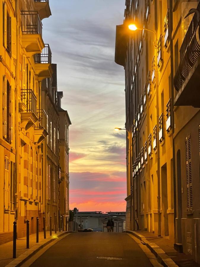 Townhouse Trouville - Appart'Hotel & Studios Luaran gambar